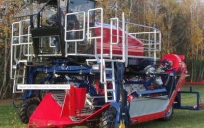 Projekt napędu hydrostatycznego kombajnu do&nbsp;zbioru owoców